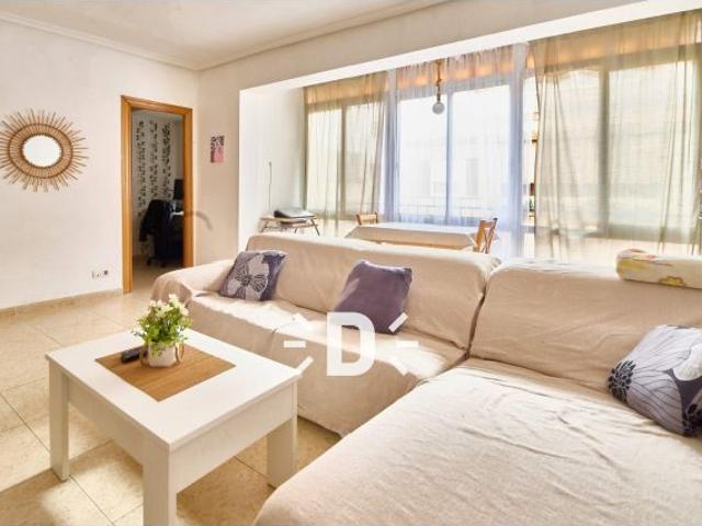 SE VENDE VIVIENDA EN MASSANASSA CON INQUILINA
