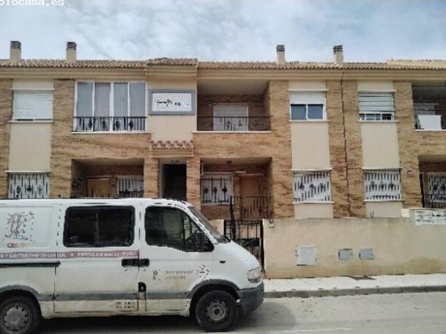 SE VENDE vivienda OKUPADA en Calle Almirante Guitian Vieitio, San Pedro del Pinatar Murcia