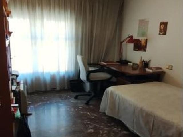 Se vende acogedor piso en Barbastro, cercano al Ayuntamiento