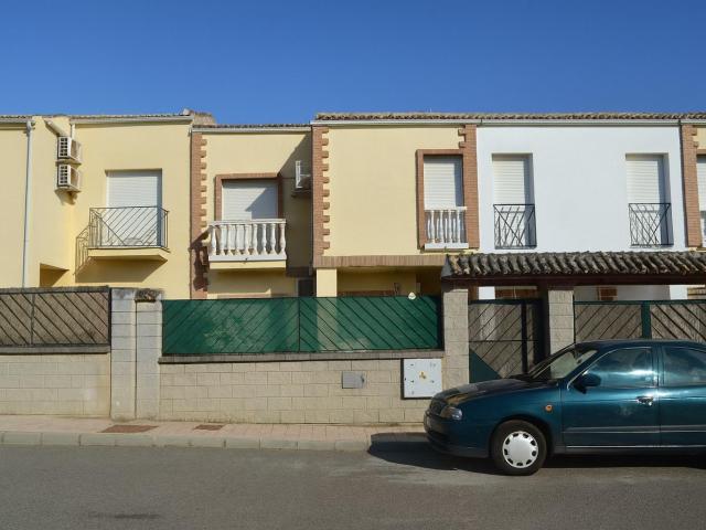 Se vende Adosado en la localidad de Mengíbar