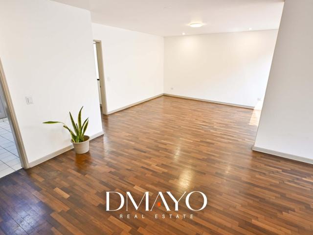 SE VENDE AMPLIO DEPARTAMENTO MAS AIRES