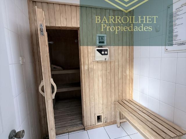 SE VENDE AMPLIO DEPTO EN JARDIN DEL MAR
