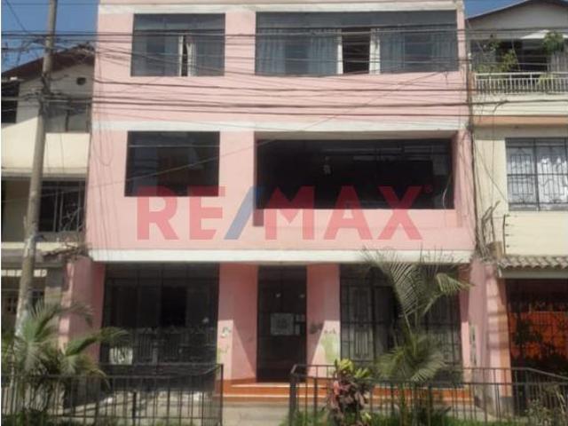 Se Vende Amplio Dpto En 1 Er Piso Urb Pro, Los Olivos