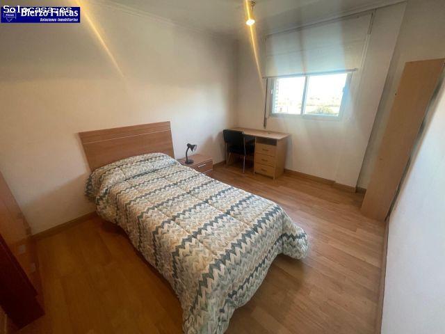 SE VENDE AMPLIO PISO EN NAVATEJERA