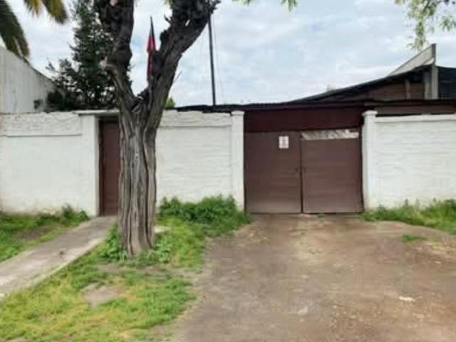 Se vende amplio terreno en conchalí