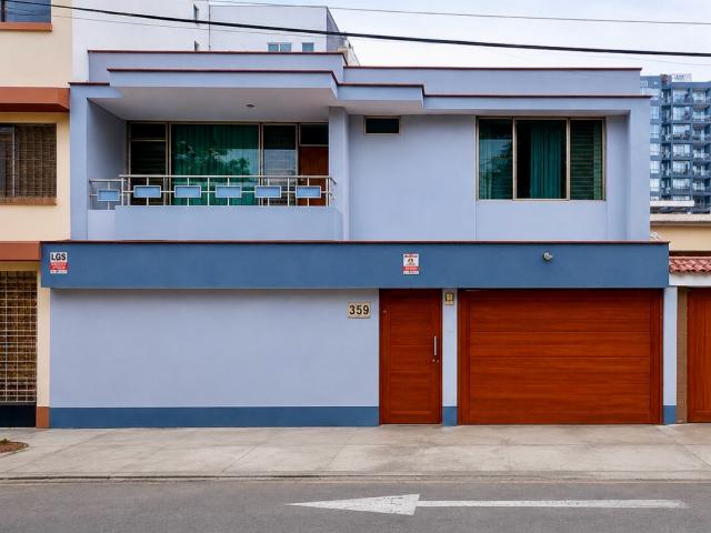 SE VENDE AMPLIA CASA 284 M2 EN ZONA CÉNTRICA DE SAN MIGUEL
