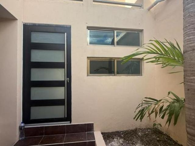 SE VENDE AMPLIA Y BONITA CASA EN EL FÉNIX, CAMPECHE