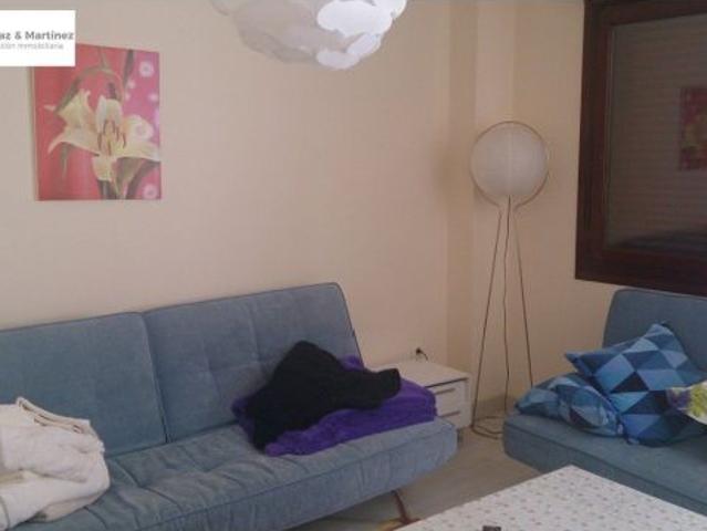 SE VENDE APARTAMENTO EN SAN ISIDRO CON PLAZA DE GARAJE