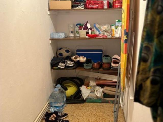 SE VENDE APARTAMENTO REFORMADO Y AMUEBLADO, COCINA, SALÓN, 2 HAB BAÑO, CALEFACCIÓN, 2º SIN ASCENSO