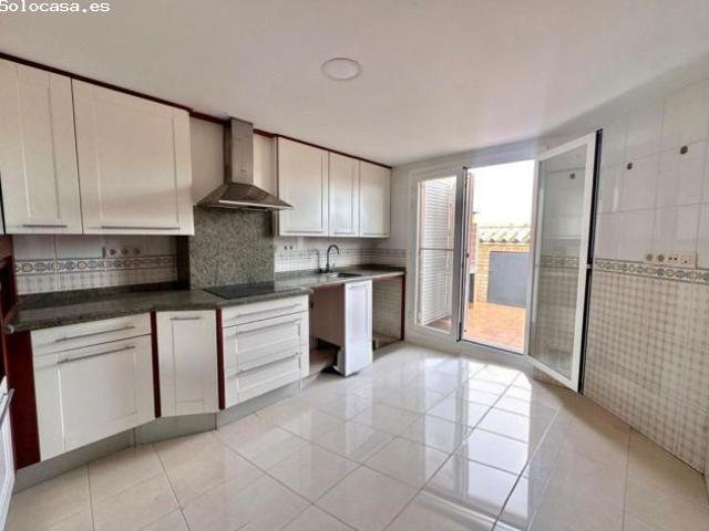 Se vende ático duplex en LEliana, Valencia