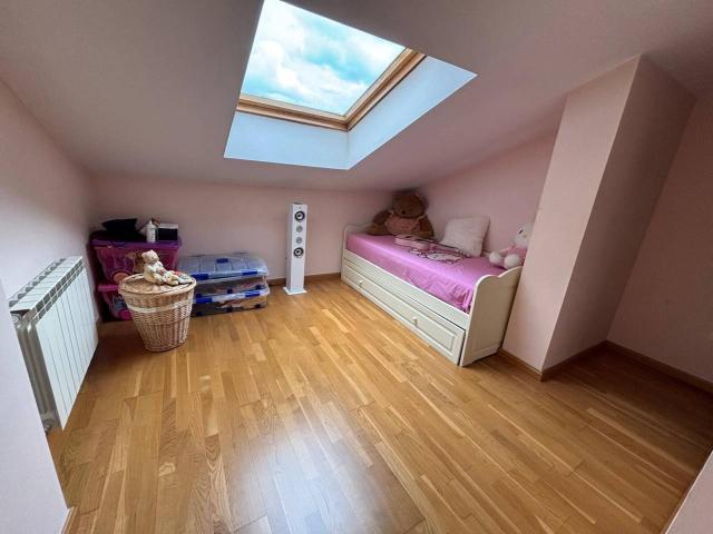 Se vende bonito piso en Illueca
