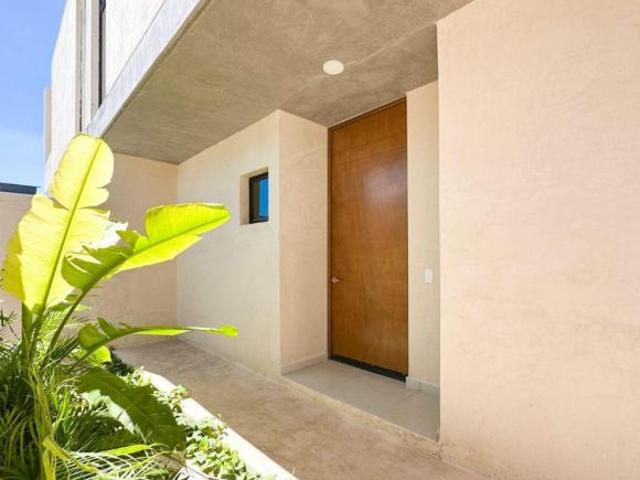 SE VENDE BONITA CASA EN CONDOMINIO AL NORTE DE LA CIUDAD CON AMENIDADES