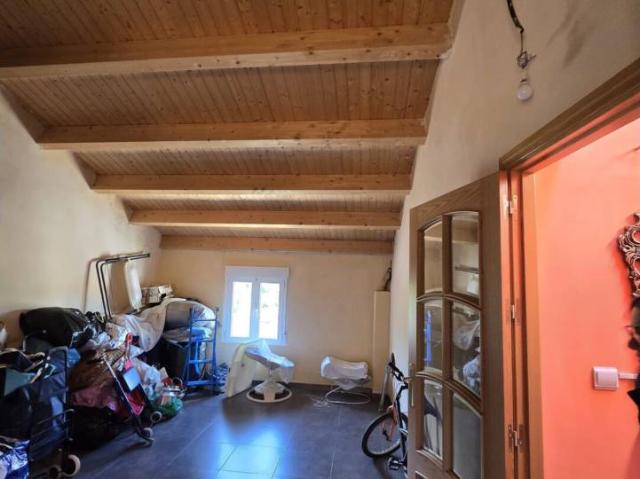 Se vende bonita casa en Gotor