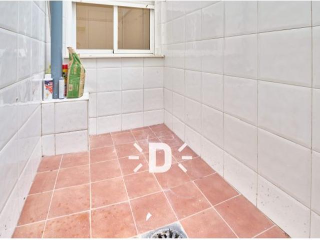 SE VENDE BONITA VIVIENDA EN BENETUSSER