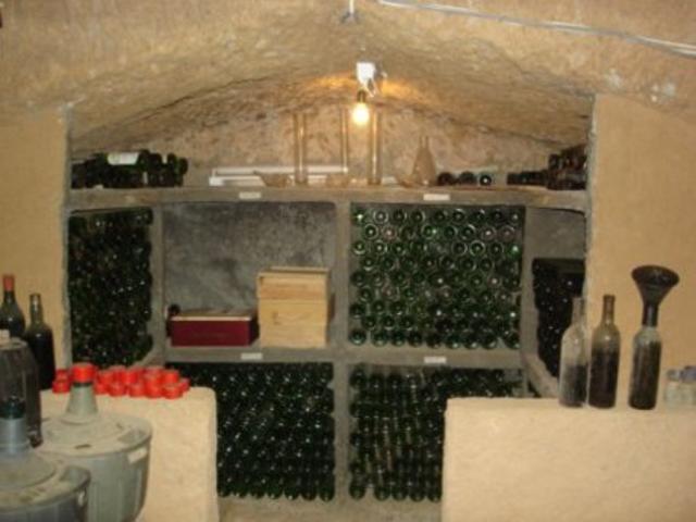 SE VENDE BODEGA EN VILLACÉ, RESTAURADA, CON MERENDERO, 2 BAÑOS, BARBACOA, APARCAMIENTO Y JARDÍN