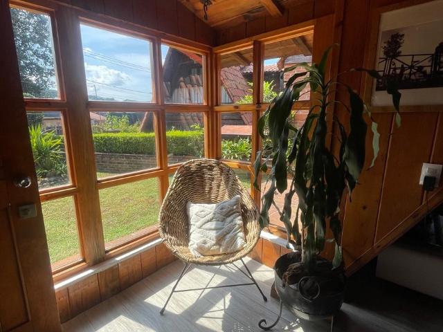 SE VENDE CABAÑA EN AVANDARO
