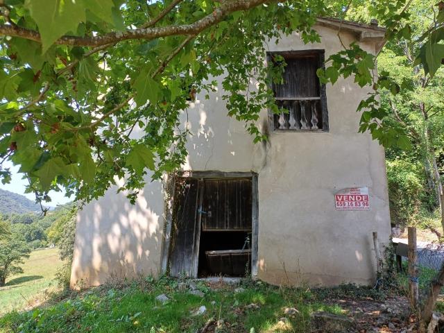 SE VENDE CABAÑA EN ARREDONDO CON TERRENO