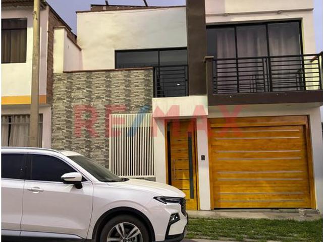 Se Vende Casa Moderna Con Finos Acabados