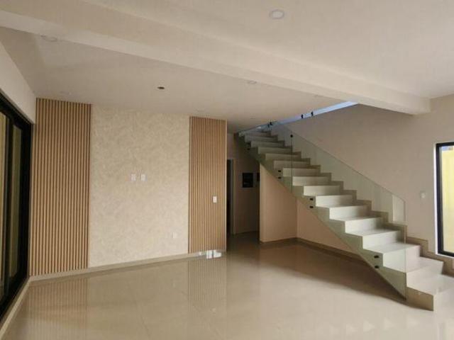 Se vende casa nueva de 3 recámaras en Fracc. Las Palmas, Tijuana