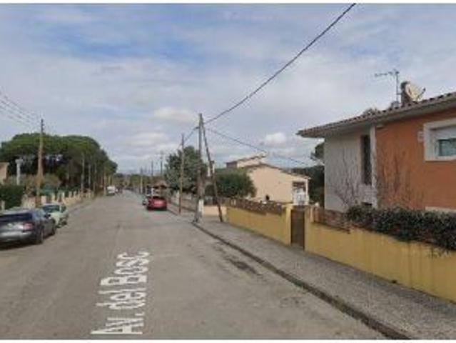 SE VENDE casa OKUPADA en C/ Del Bosc Nº 64, Llagostera Girona
