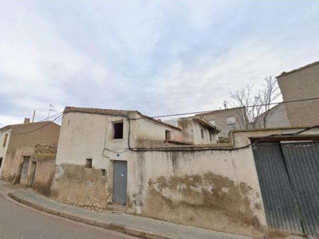 Se vende casa OKUPADA en Avda de la Constitucion 19 Lumpiaque, Zaragoza