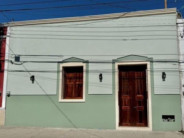 SE VENDE CASA A UNAS CUADRAS DE LA PLANCHA, RECIÉN REMODELADA DE DOS RECÁMARAS
