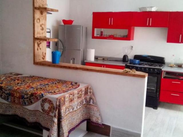 SE VENDE CASA, ACEPTO VEHICULOS