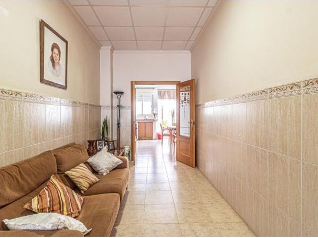 ? SE VENDE CASA ADOSADA EN BENIMODO – 223 m², AMPLIA Y LUMINOSA
