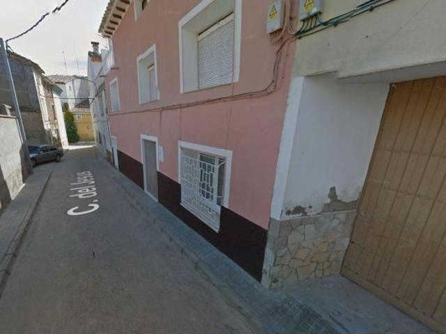 Se vende casa adosada en Lanaja Huesca