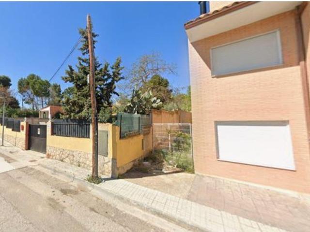 Se vende casa adosada OKUPA en Italia, María de Huerva Zaragoza