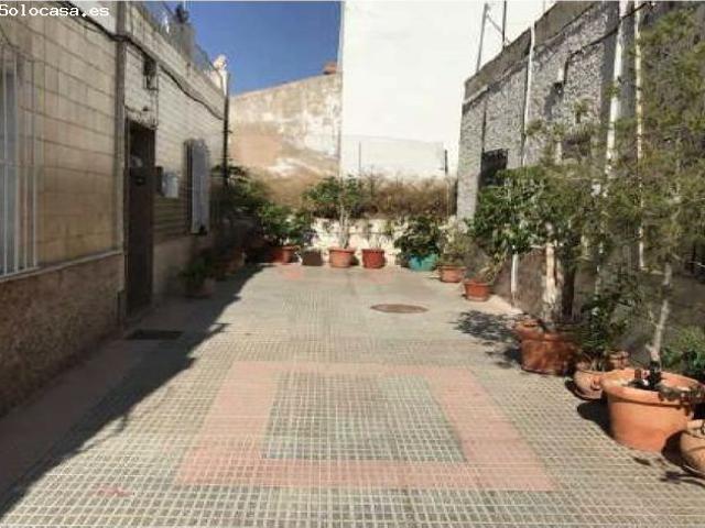 Se vende Casa Adosada OKUPADA en Vista Alegre 22 Murcia, Murcia