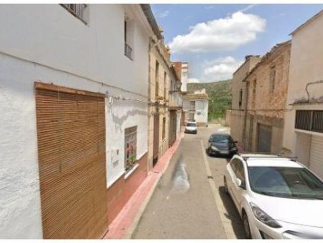 Se vende Casa Adosada OKUPADA en Jaume Calafat 1 Sumacàrcer, Valencia/València