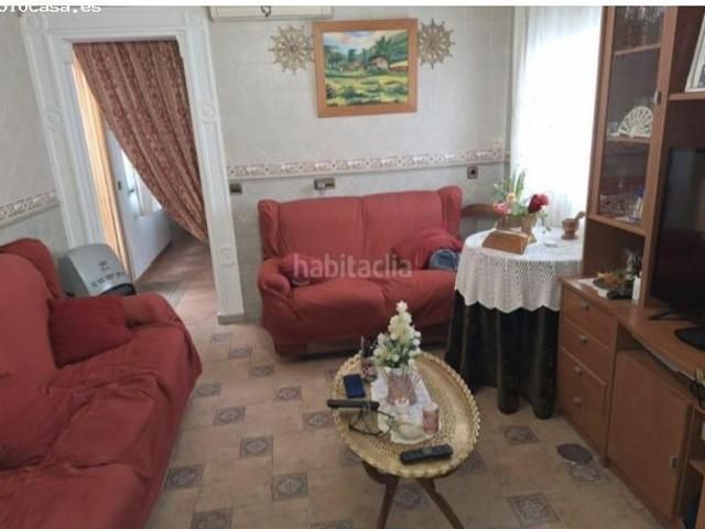 SE VENDE CASA AISLADA / REFORMADA / BARRIO SAN AGUSTIN