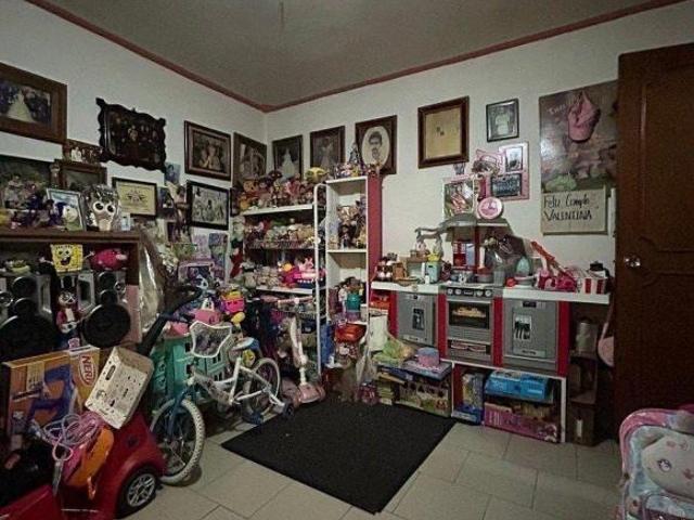 Se vende casa amplia de 252m2