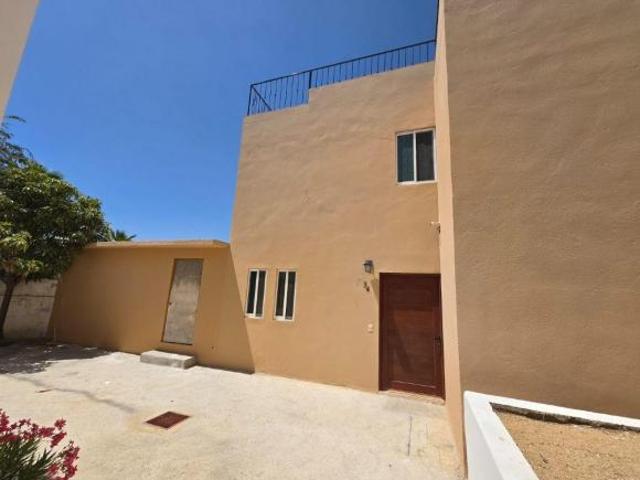 SE VENDE CASA AMUEBLADA EN LOS CABOS