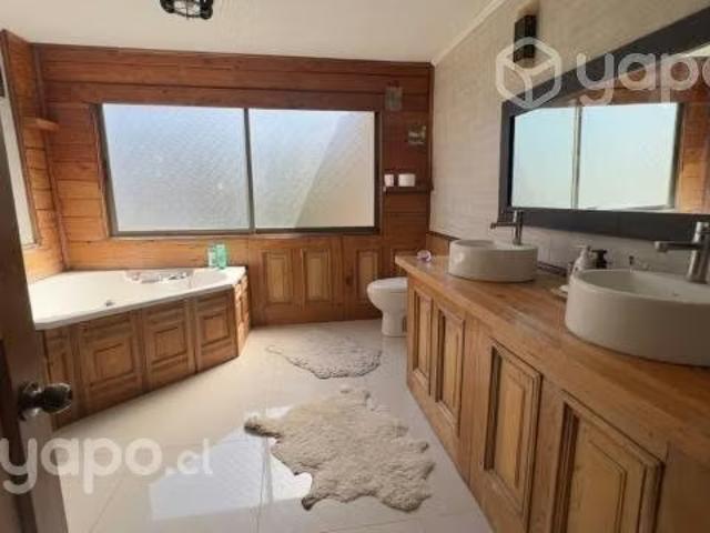 Se vende casa centrica en Quilpué | 4 dormitorios por 265000. 00 en Quilpué