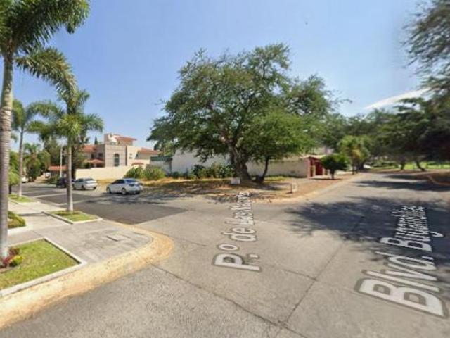SE VENDE CASA COL. BUGAMBILIAS, ZAPOPAN, JALISCO