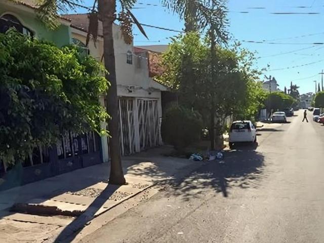 Se vende casa col. Circunvalación Oblatos, Guadalajara Jalisco