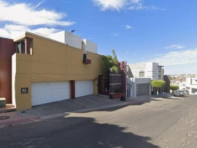 Se vende casa col. Hacienda Agua Caliente, Tijuana Baja california