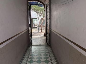 SE VENDE CASA COMO TERRENO EN GARIBALDI