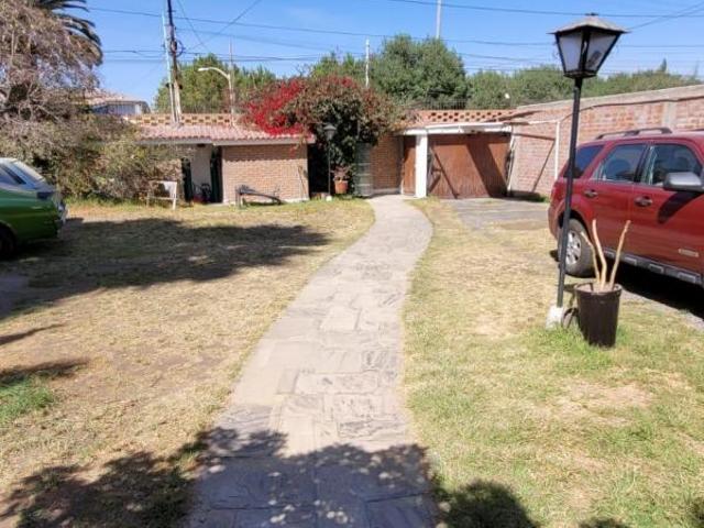 Se vende casa como terreno en palacio sachaca
