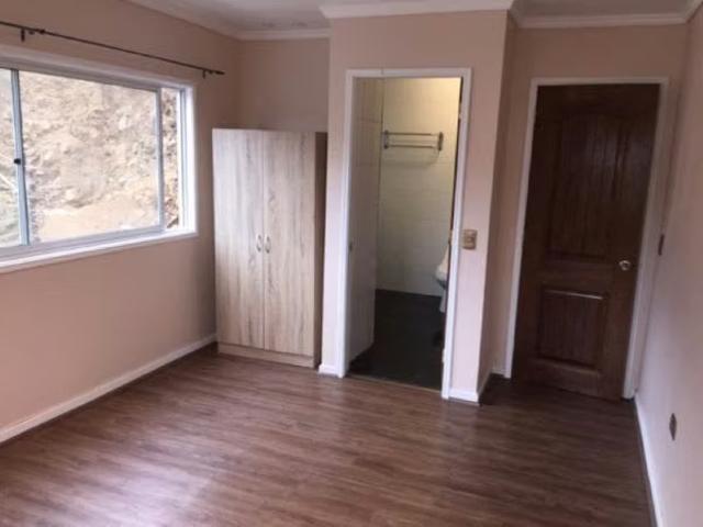 Se vende casa comercial en chorrillos viña del mar | 11 dormitorios por 8900.00 en Viña del Mar