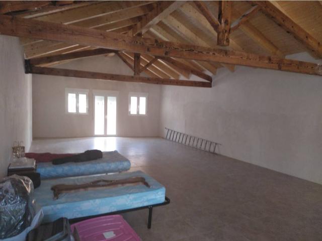 Se vende casa con terraza en Aniñon
