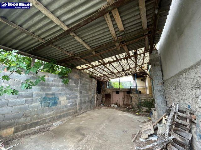 ? SE VENDE CASA CON TERRENO EN CARUCEDO ?
