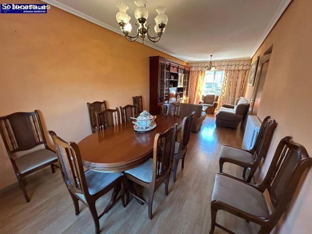 ?SE VENDE CASA CON TERRENO EN LA PLACA ?