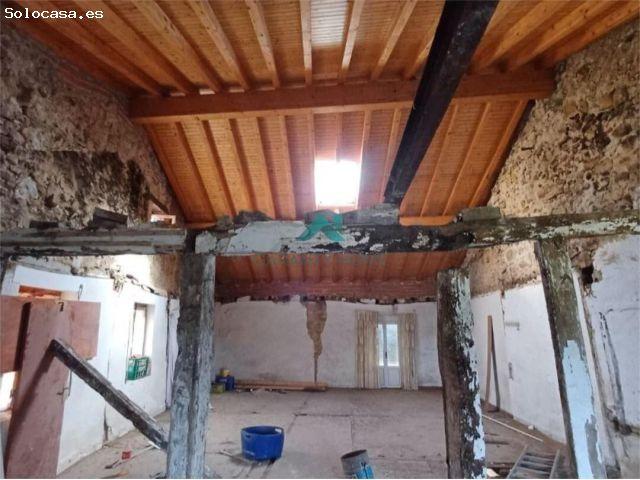 Se vende casa con terreno y vistas en Nates Voto