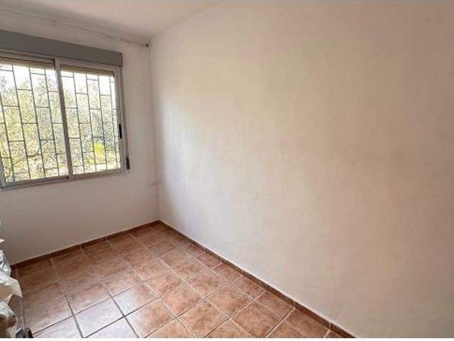 Se vende casa con terreno y vistas increíbles en Benicolet