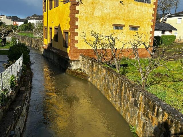 Se vende Casa con terreno