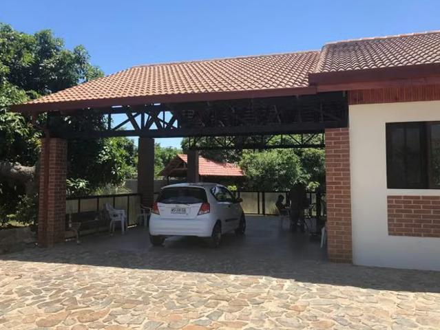 Se vende casa con amplio terreno en quillota | 4 dormitorios por 22858.00 en Quillota