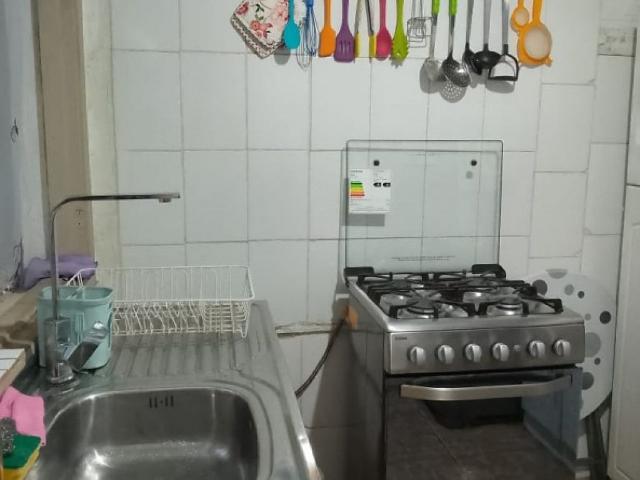 Se vende casa con dpto interior metro conchalí